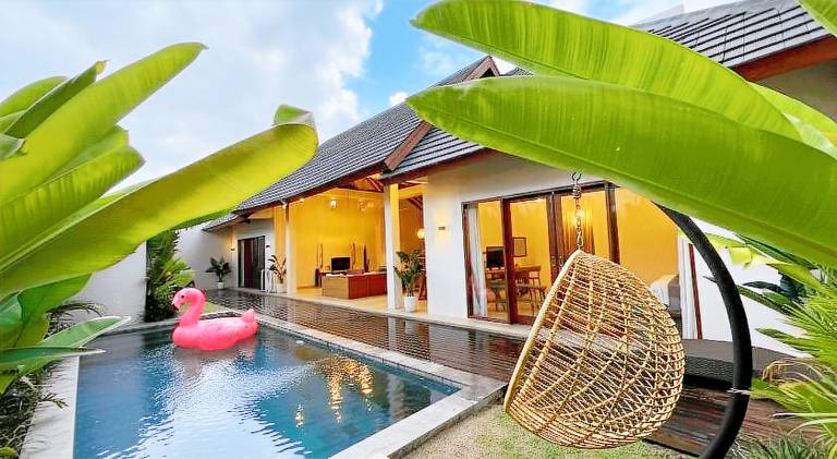 Big villa with private pool, terrace & yard | Suitable for remote work | Pets allowed — photo 3