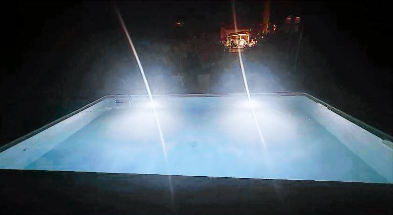 Holiday apartment with pool — photo 5