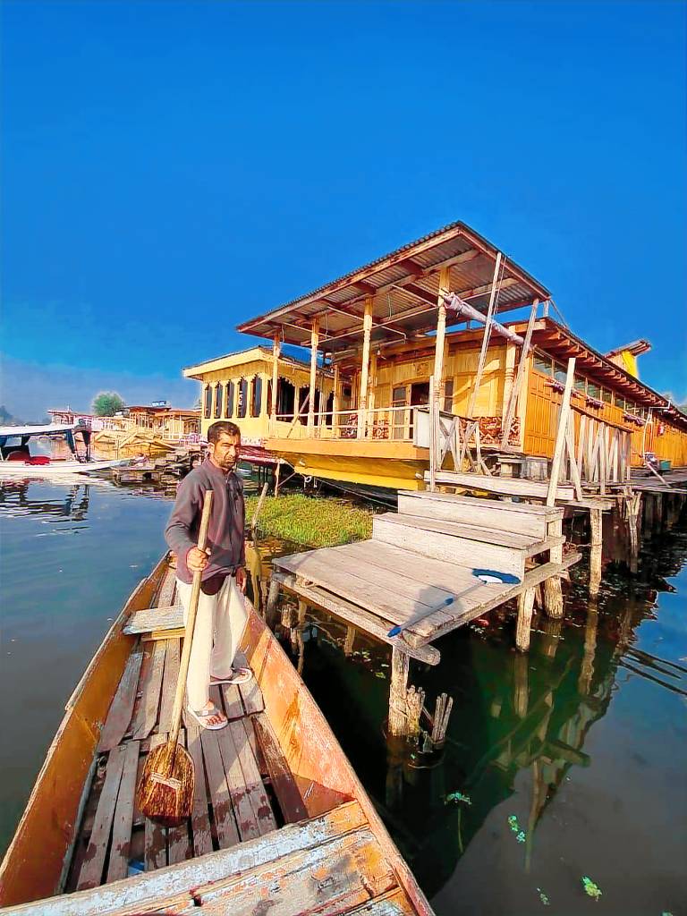 Apartment  Dal Lake