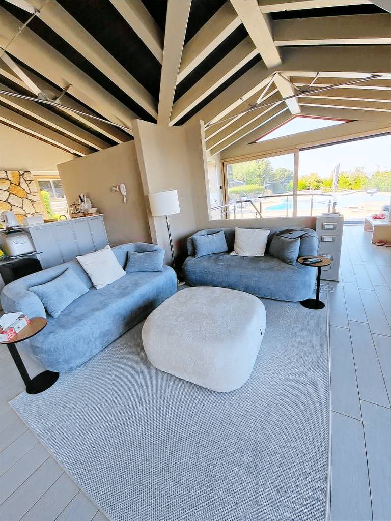 Children-friendly lovely villa with patio, yard & barbecue | Panoramic view | Pets allowed — photo 2