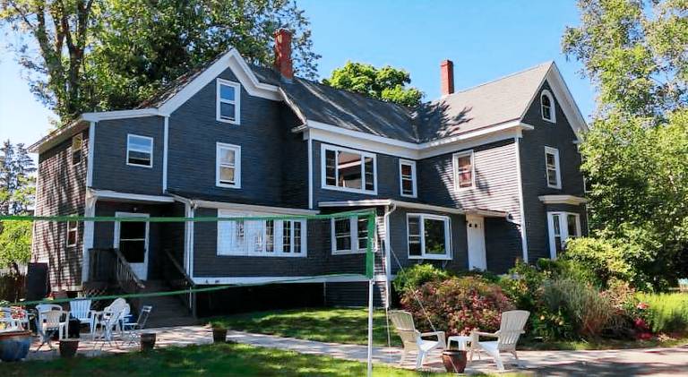 Vacation home with 2 rooms for 4 persons in Portland, ME