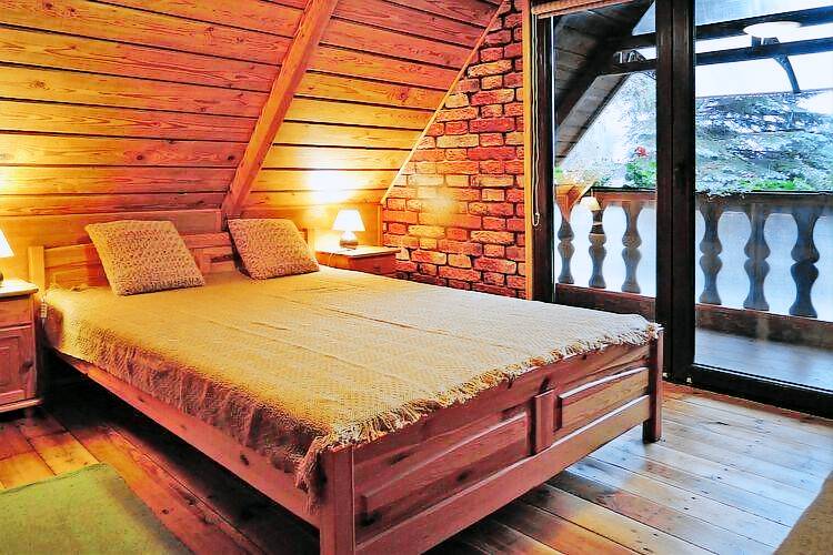 Vacation home with barbeque, terrace & hot tub — photo 5