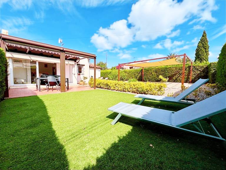 House with garden, barbeque & pool — photo 5