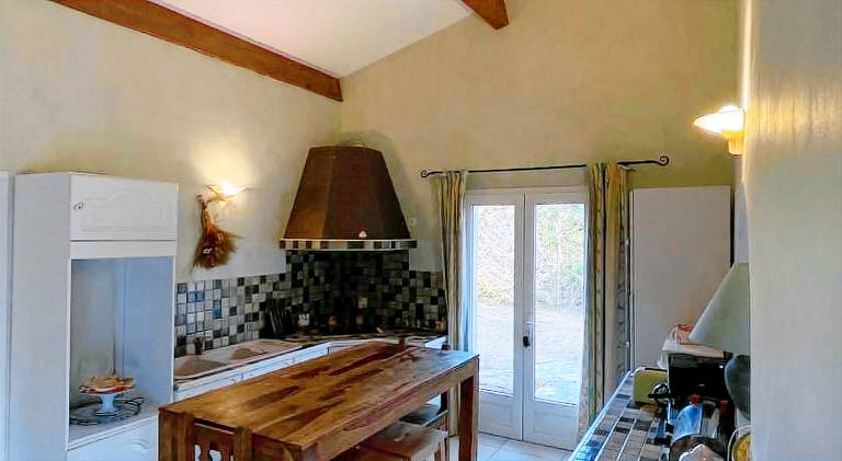 Vacation home with private pool, garden & BBQ — photo 3