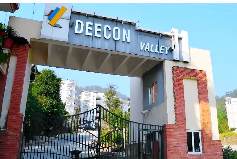 Holiday apartment with terrace | Dogs allowed in Tehri
