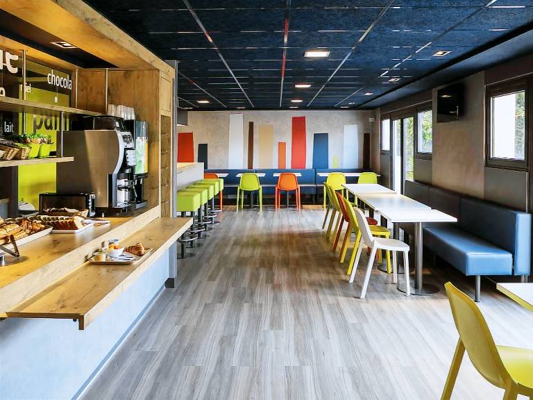 Ibis budget Versailles Chateau Saint-Cyr — photo 3