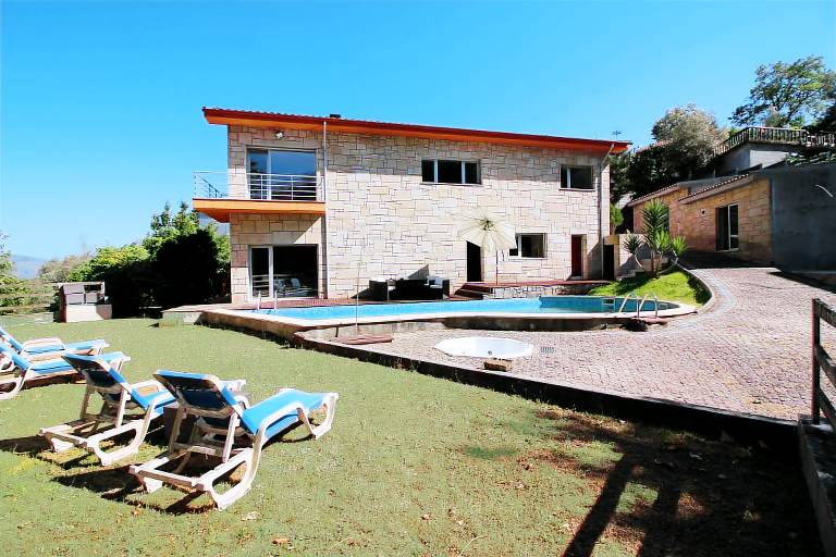 Casa  Amares