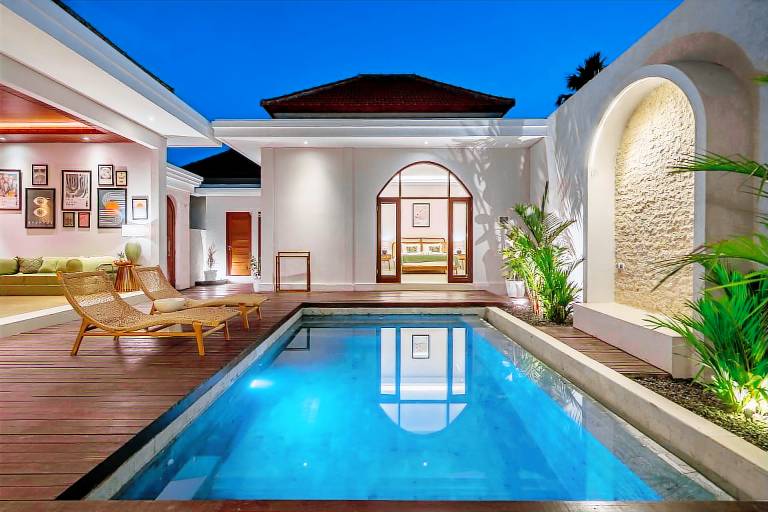 Villa with BBQ, garden & pool — photo 5