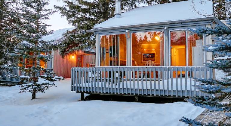 Lodge with grill, sauna & pool — photo 5