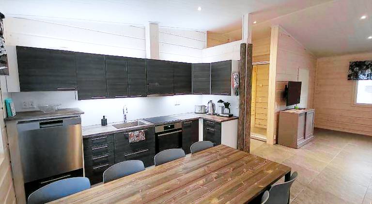 Villa with 4 rooms for 8 persons — photo 2