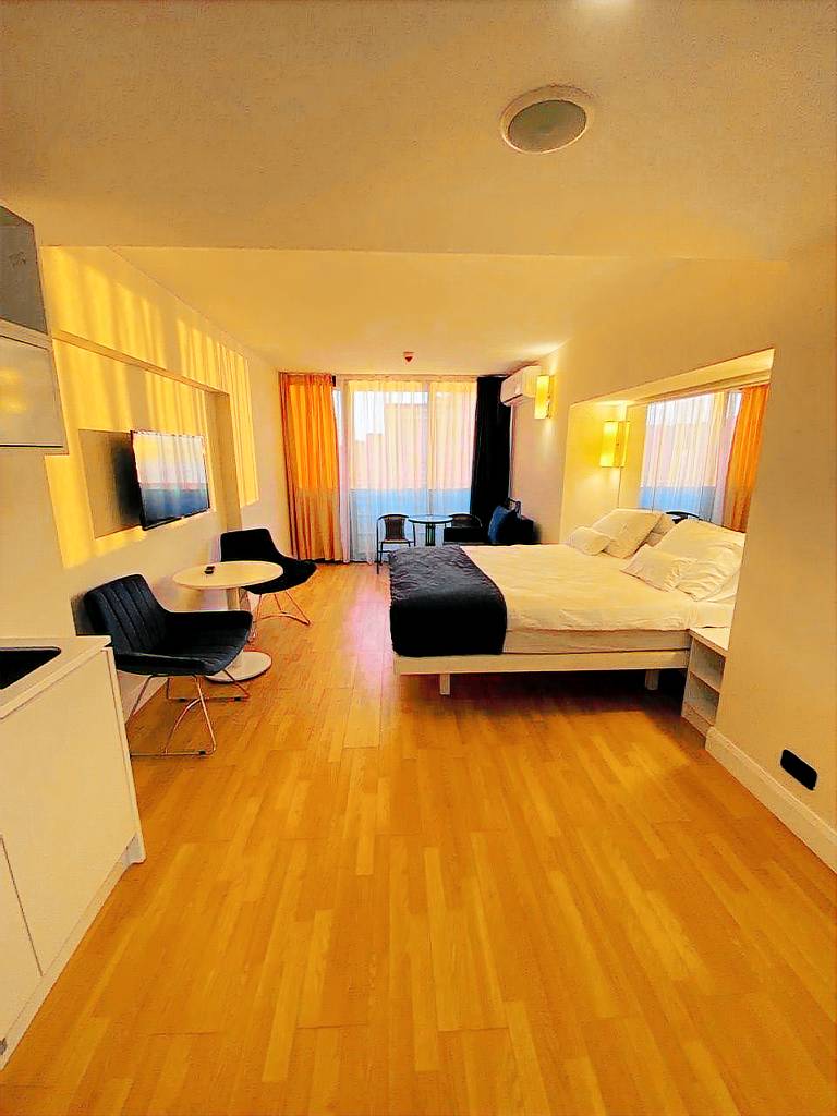 Apartment | Water view | Beach nearby | Good for workation | Dogs allowed — photo 2