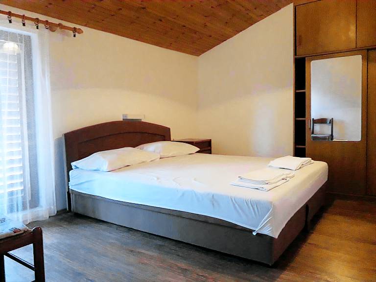 Two bedroom apartment with terrace and sea view Suha Punta (Rab) (A-5050-d) — photo 2