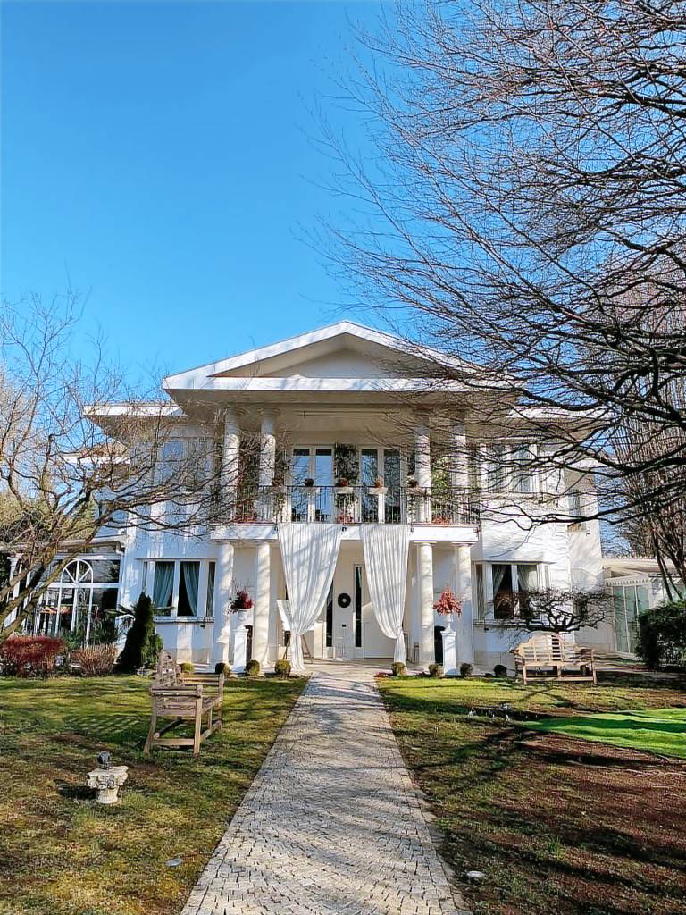 Villa Galliate