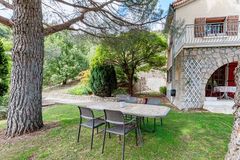 Apartment 'Chataigniers' with Mountain View, Private Pool and Wi-Fi — photo 4