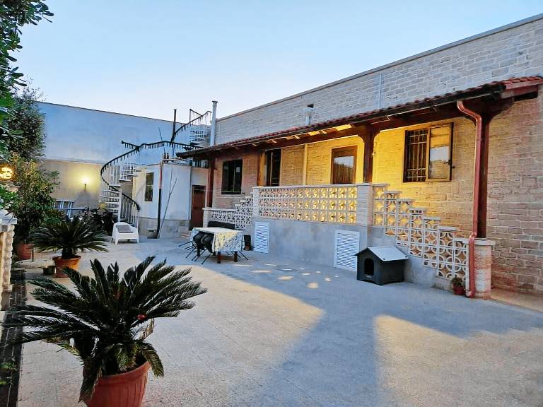 Villa  Giovinazzo