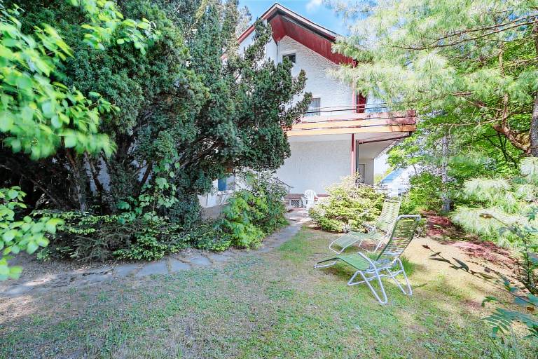 Apartment with patio | Mountain view — photo 5