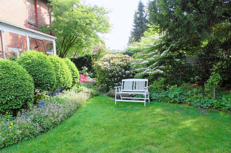 Rental apartment with patio, barbecue & garden — photo 5
