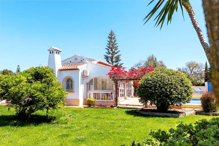 Casa Mitra