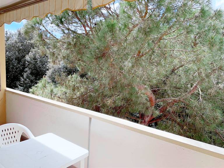 Rental apartment with terrace & pool — photo 3