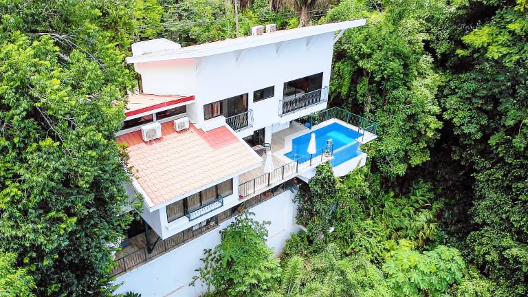 House Manuel Antonio