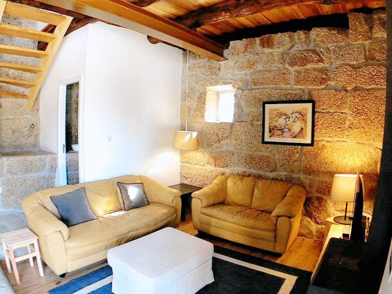 Rural house with pool and air conditioning in Bustelo, sleeps 6 — photo 5