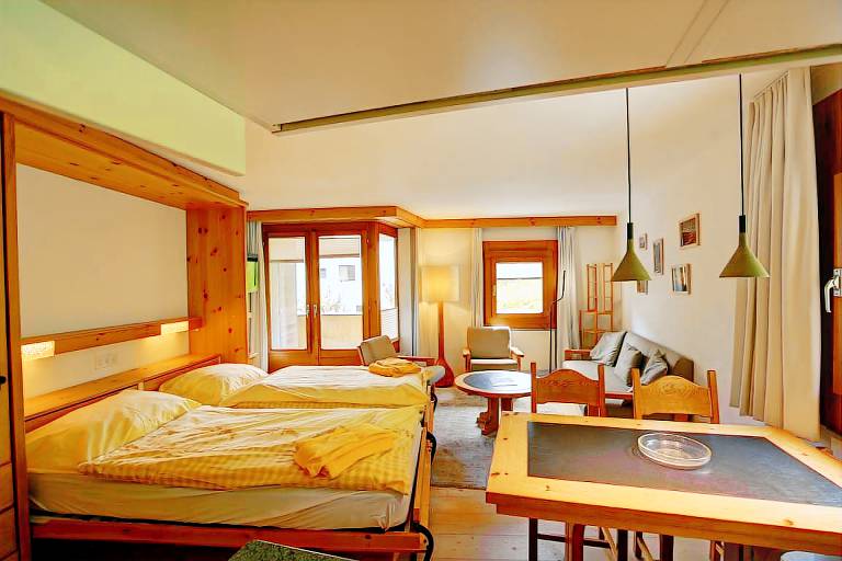 2-room flat with mountain view on the 4th floor — photo 4