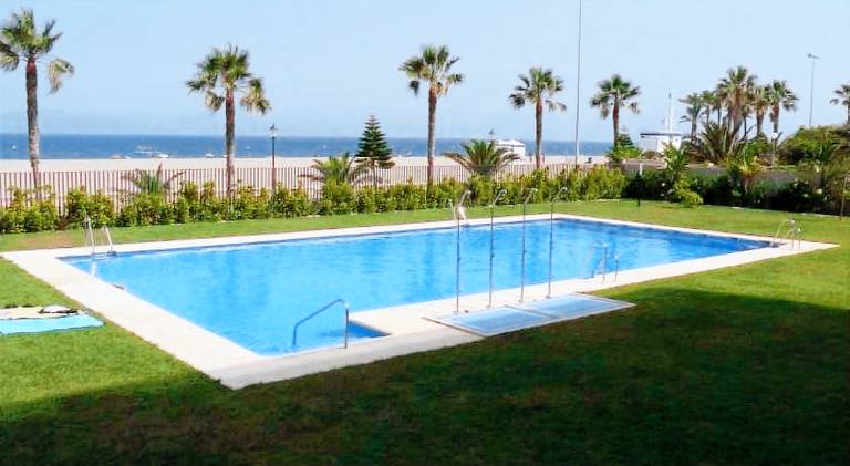 Charming apartment with pool | Next to the beach | Pet-friendly — photo 4