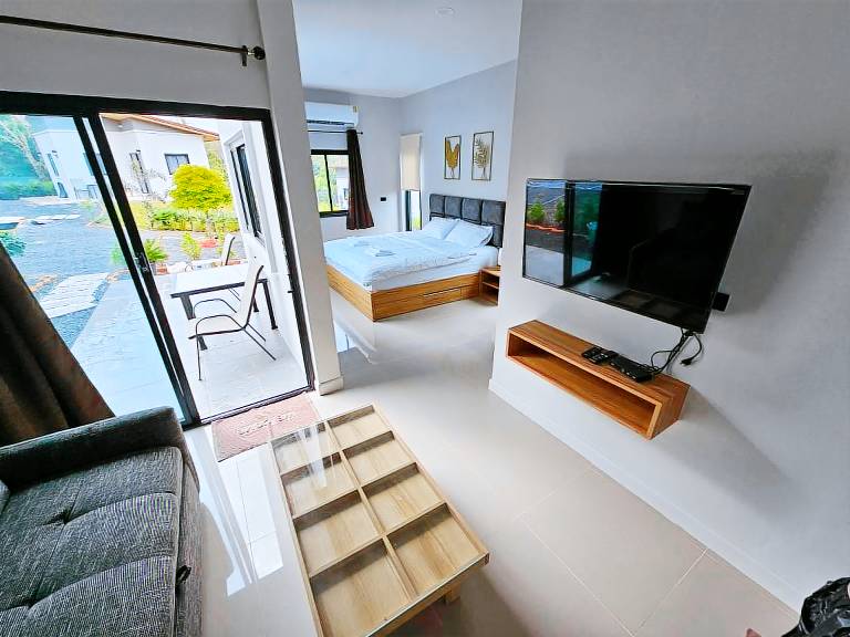 House with patio & garden | Suitable for remote work — photo 2
