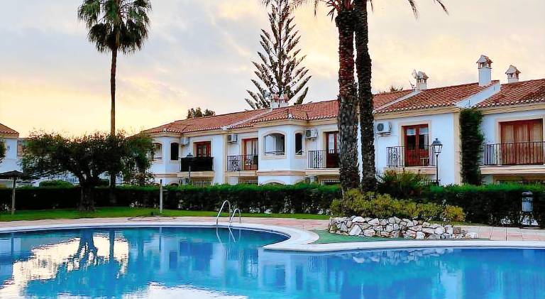Holiday apartment with pool | Beach nearby | Pet-friendly — photo 3