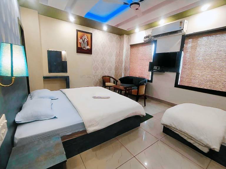 Hotel Geeta Residency Haridwar