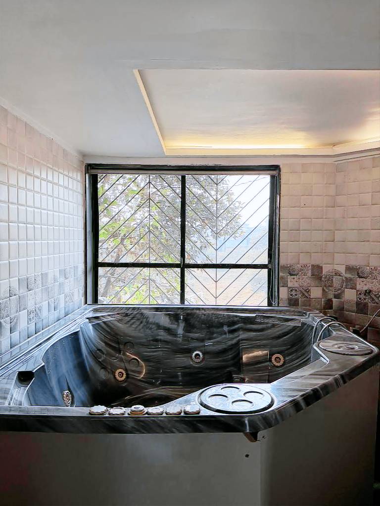 Wonderful house with jacuzzi, pool & barbeque | Pets allowed — photo 5