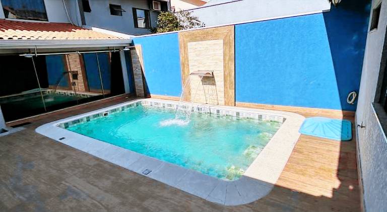 180 m&sup2; Ferienhaus