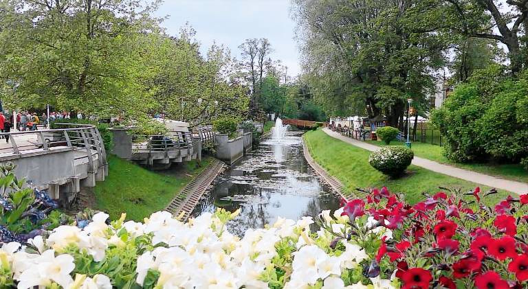 Holiday apartment with terrace in Palanga