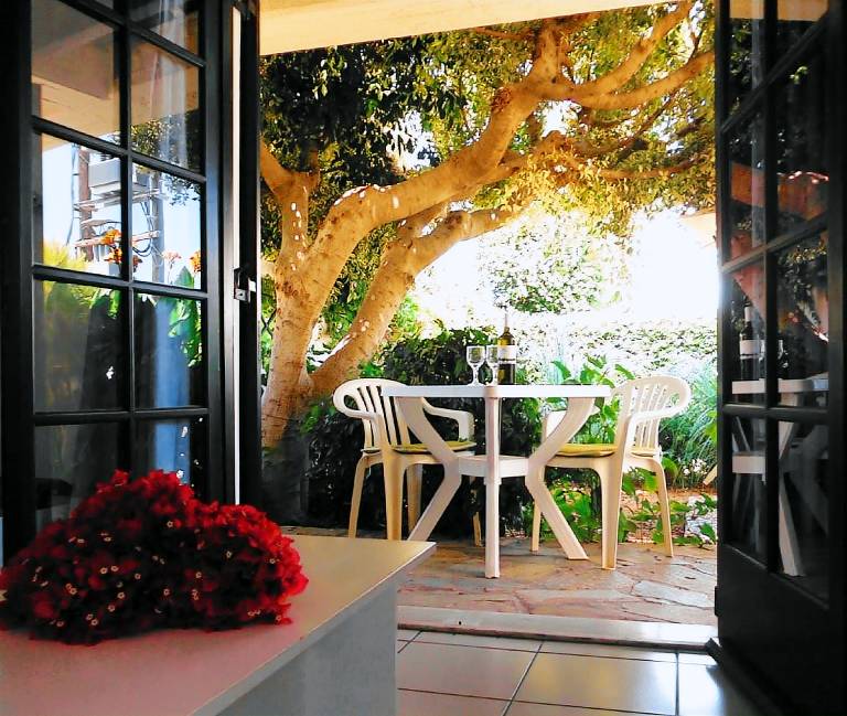 Apartament Kokkini Hani