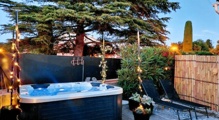 House with jacuzzi | Pet-friendly in Cavaillon