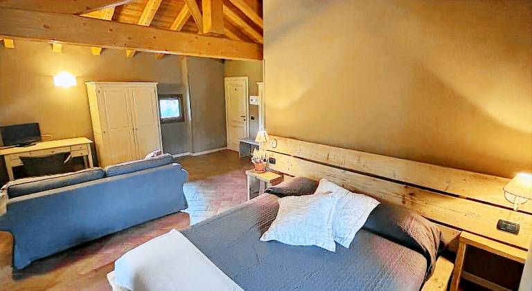 Charming farm with terrace & yard | Pet-friendly — photo 2