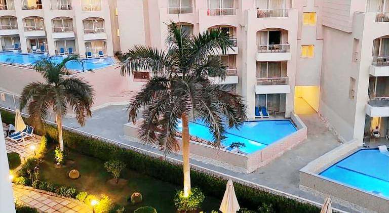 Velky apartman 50 m od plaze s pristupem zdarma- Sahl Hasheesh Hurghada resort Andalusie — photo 4