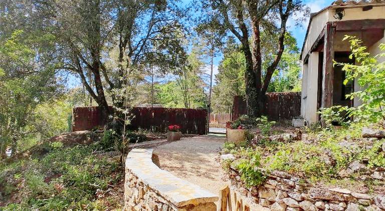 Pleasant vacation home with pool & jacuzzi | Dogs allowed — photo 4