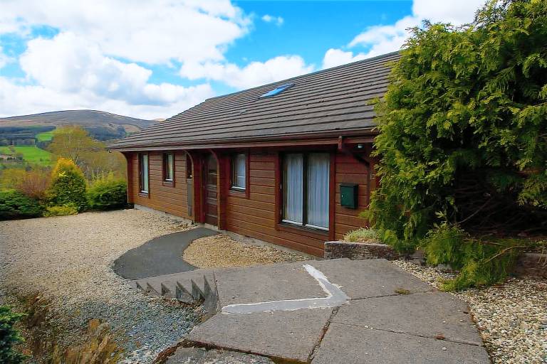 Cabin Ballintombay Lower