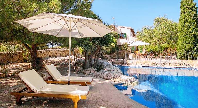 Lovely house with pool, BBQ & garden | Pets are welcome — photo 3
