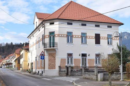 Apartma Okonina