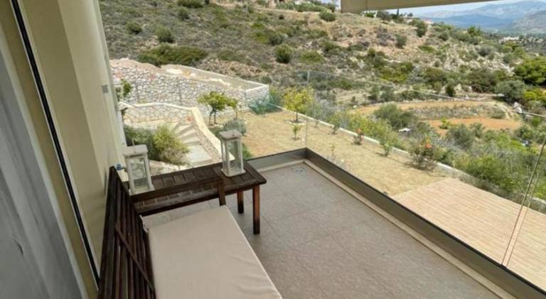 Villa with pool — photo 3