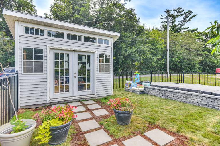 Private Heated Pool: Family Cottage in Plymouth! — photo 2