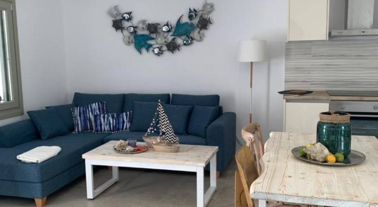 Holiday apartment with yard & terrace | Next to the beach | Pets are welcome — photo 2