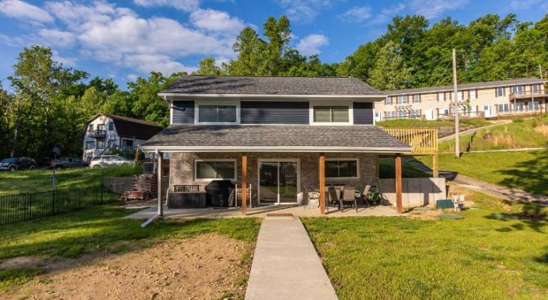 Pleasant vacation home | Pets allowed in Lake Ozark, MO