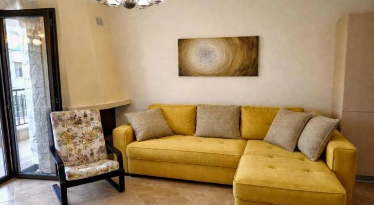 Apartment with terrace in Sithonia