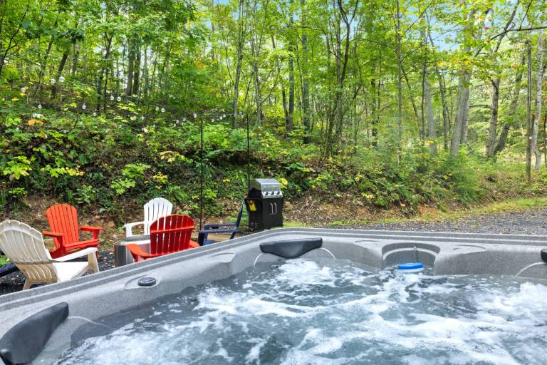 Family-oriented beautiful house with barbeque & hot tub | Pet-friendly — photo 2