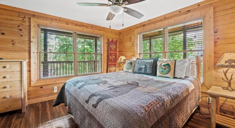 Vacation home with jacuzzi | Pet-friendly — photo 2