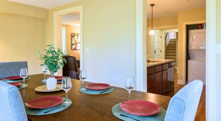 Westcott Suite Apartments — photo 2