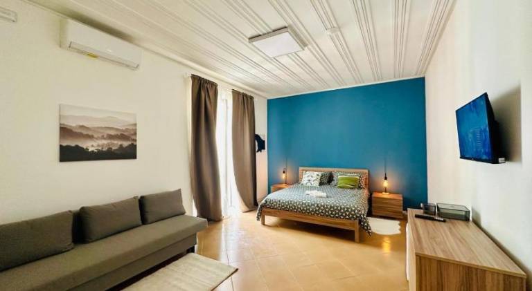 Rental apartment with 3 rooms for 14 persons in Aci Castello
